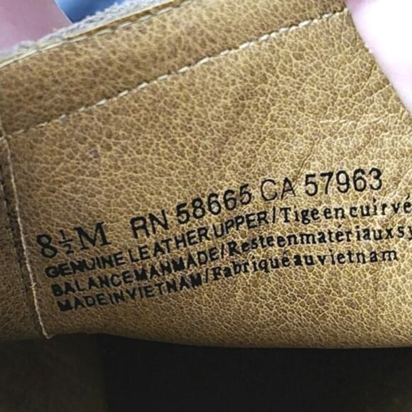 Susina Suede Ankle Boots Taupe Laser Cut Size 8.5 Boho Western - Picture 9 of 9